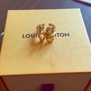 Louis Vuitton "LoVe" Ring